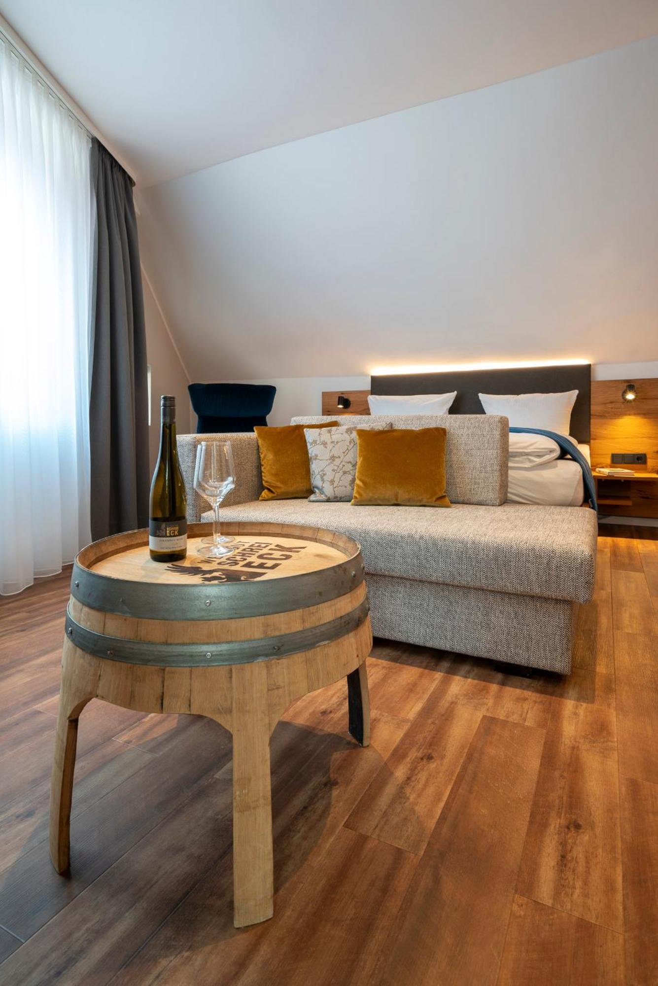 Weingut Schreieck Vinotel & Gutshaus Sankt Martin Esterno foto