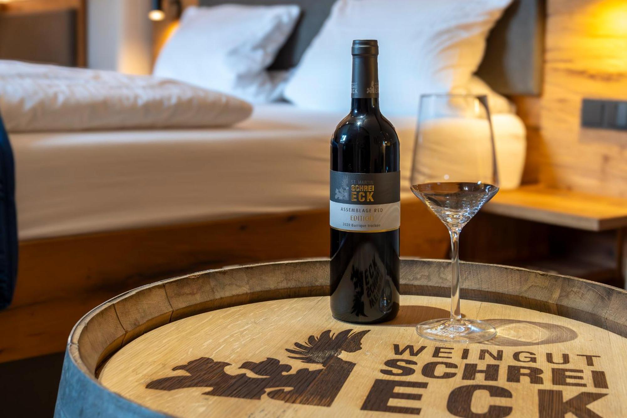 Weingut Schreieck Vinotel & Gutshaus Sankt Martin Esterno foto